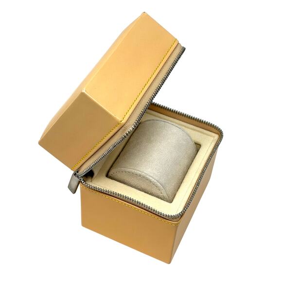 Louis Vuitton Zipper Watch Box - Picture 5 of 11